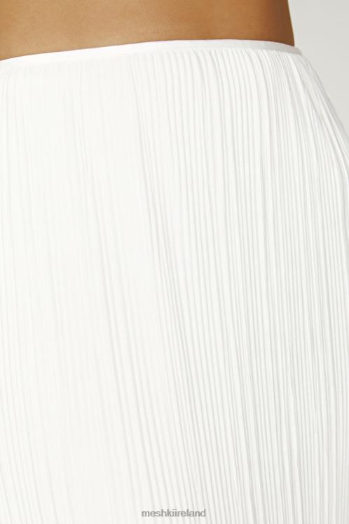 Meshki Elsie Plisse Maxi Skirt Clothing White 6DX221362