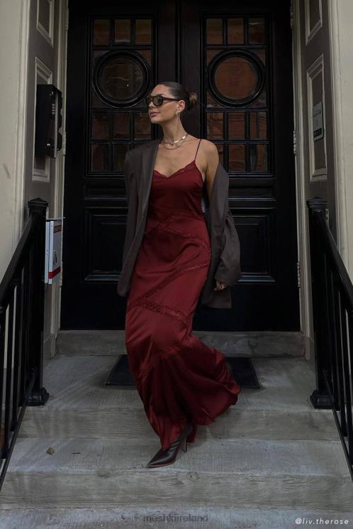 Meshki Prue Spliced Lace Maxi Dress Clothing Cherry Chocolate 6DX22508