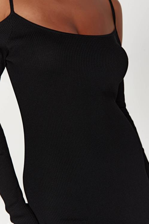 Meshki Shea Off Shoulder Knit Midi Dress Clothing Black 6DX22228