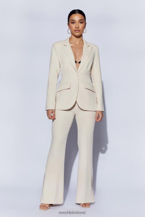 Meshki Helda Fitted Cinched Waist Blazer Clothing Cream 6DX221651