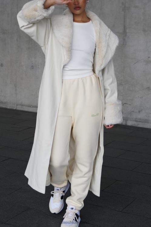 Meshki Rebekah Oversized Pu Trench Coat With Fur Trim Clothing Bone 6DX221650